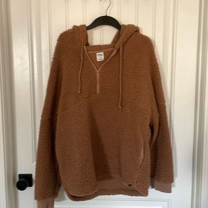 Victorias Secret PINK camel colored Sherpa hooded 1/4 zip pullover size L